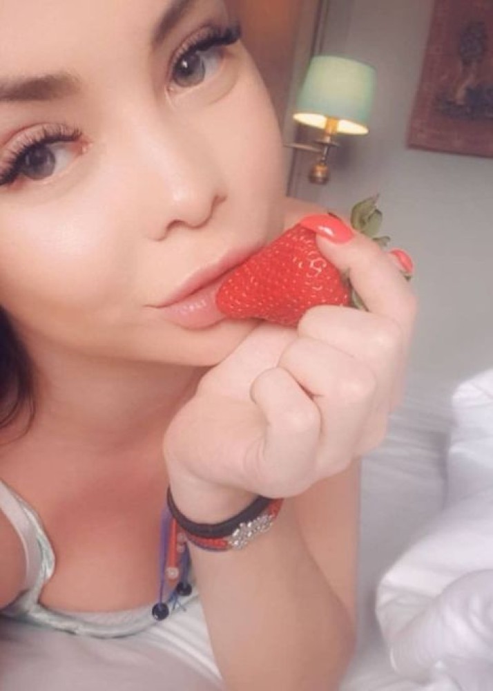 Индивидуалка Вика фото № 2 в городе Анапа